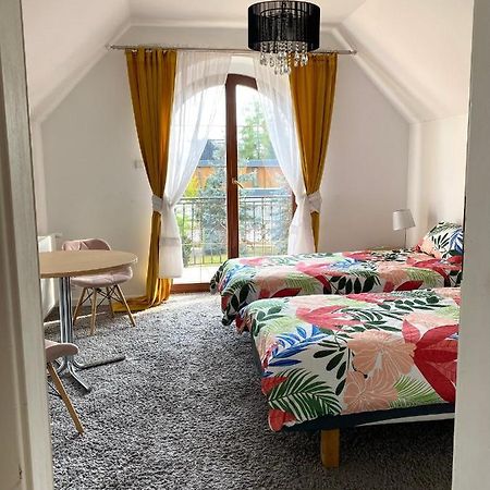 Domowe Pokoje Wilanow Varsóvia Exterior foto